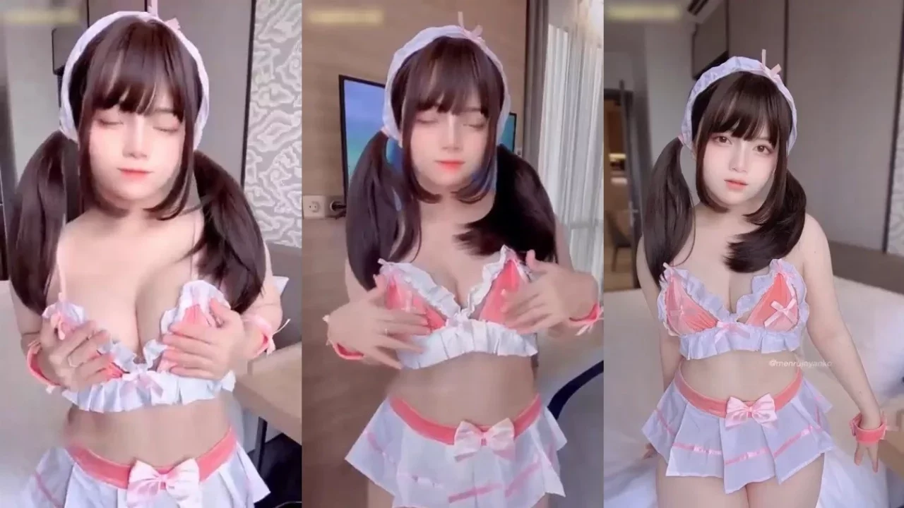Video Bokep Indo AngelChan Imut Menggemaskan Cosplay... poster